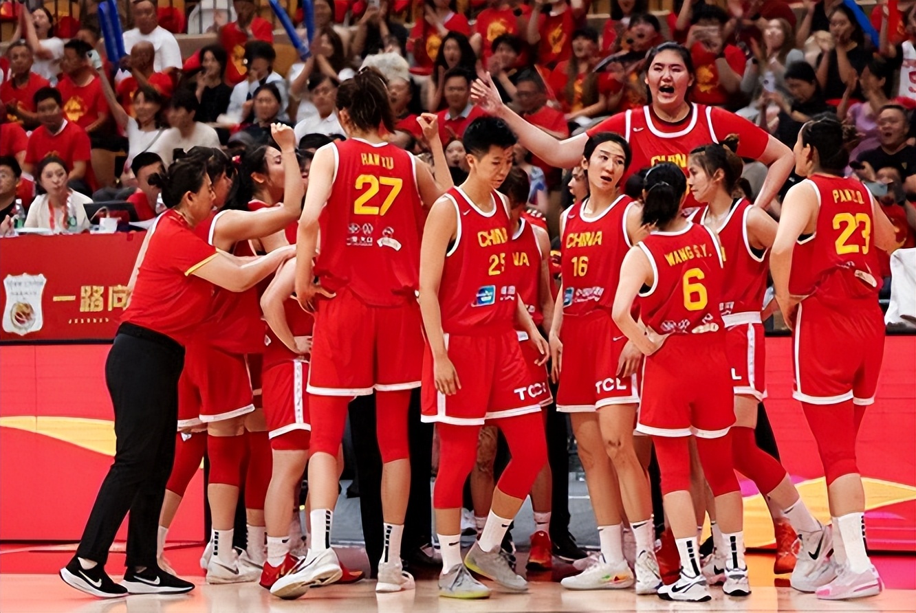 多名球员状态回升，队内竞争激烈